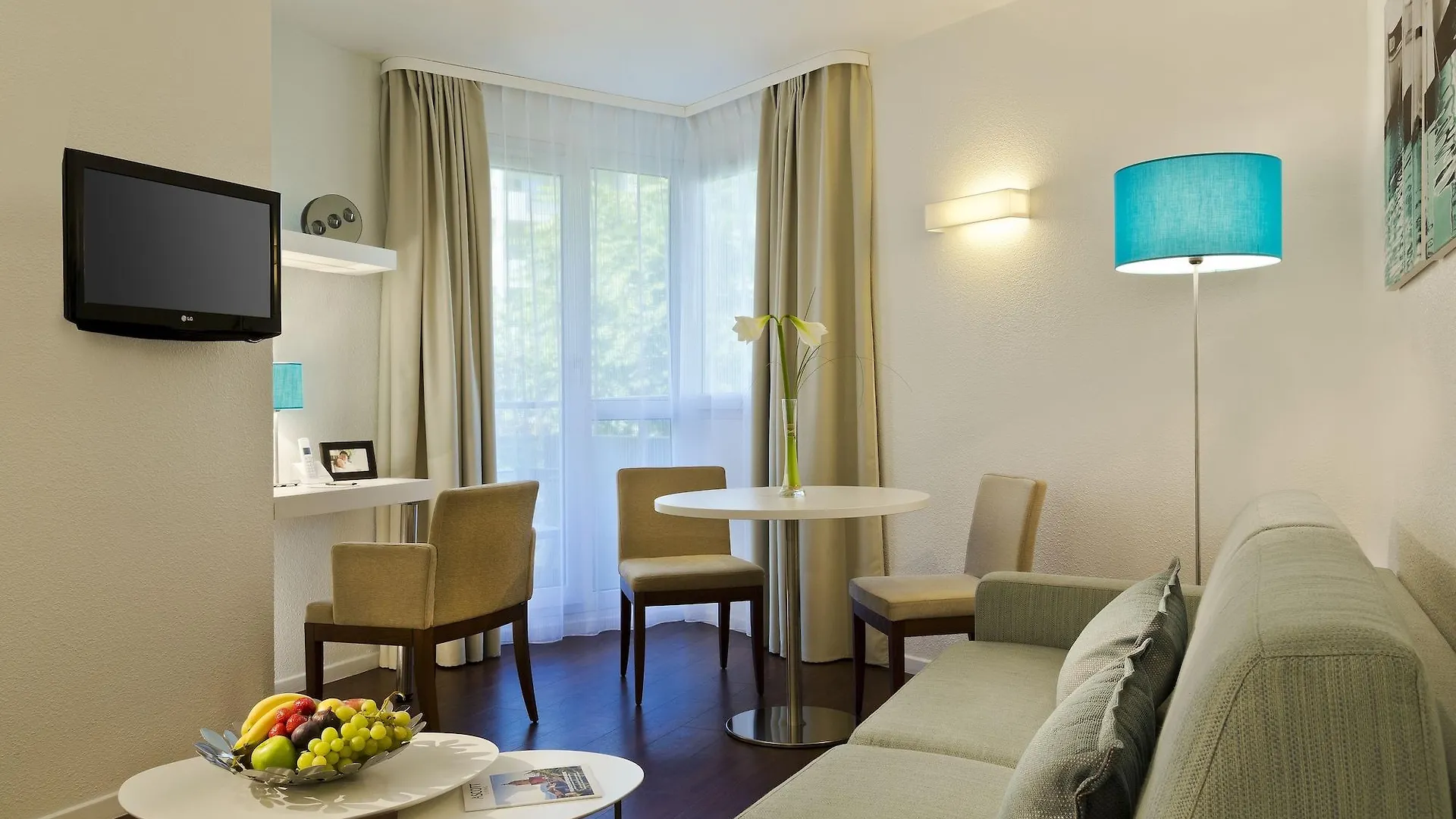 Rockypop Marseille Hotel