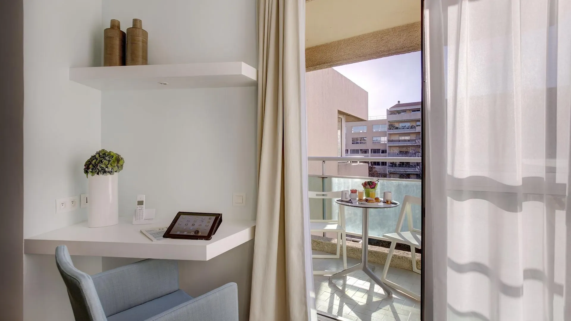 Rockypop Marseille Hotel